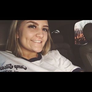 Meet your Posher, Macie